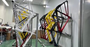 Best Chinese Road Bike Frames: YOELEO frames in their factory
