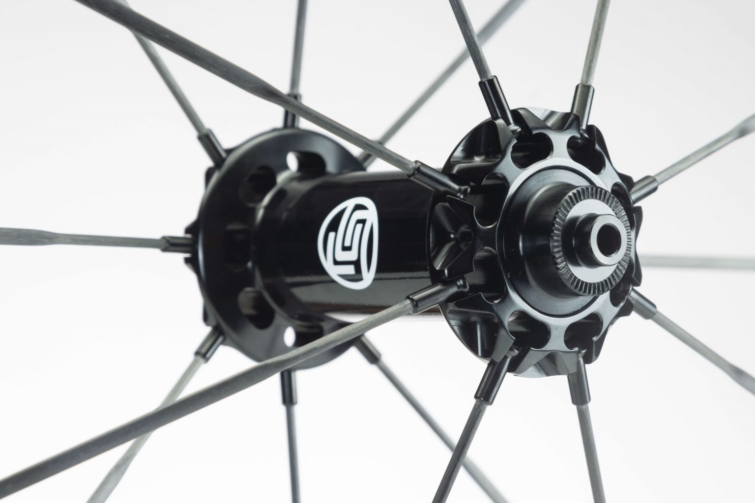 Winspace HYPER vs. Lún Road Series Which One to Buy?