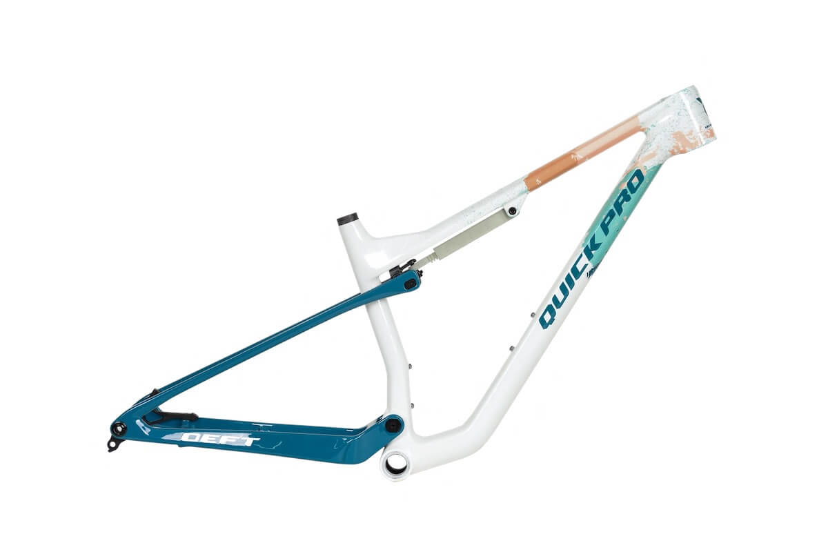 Quick Pro Deft XC (white/greenish).