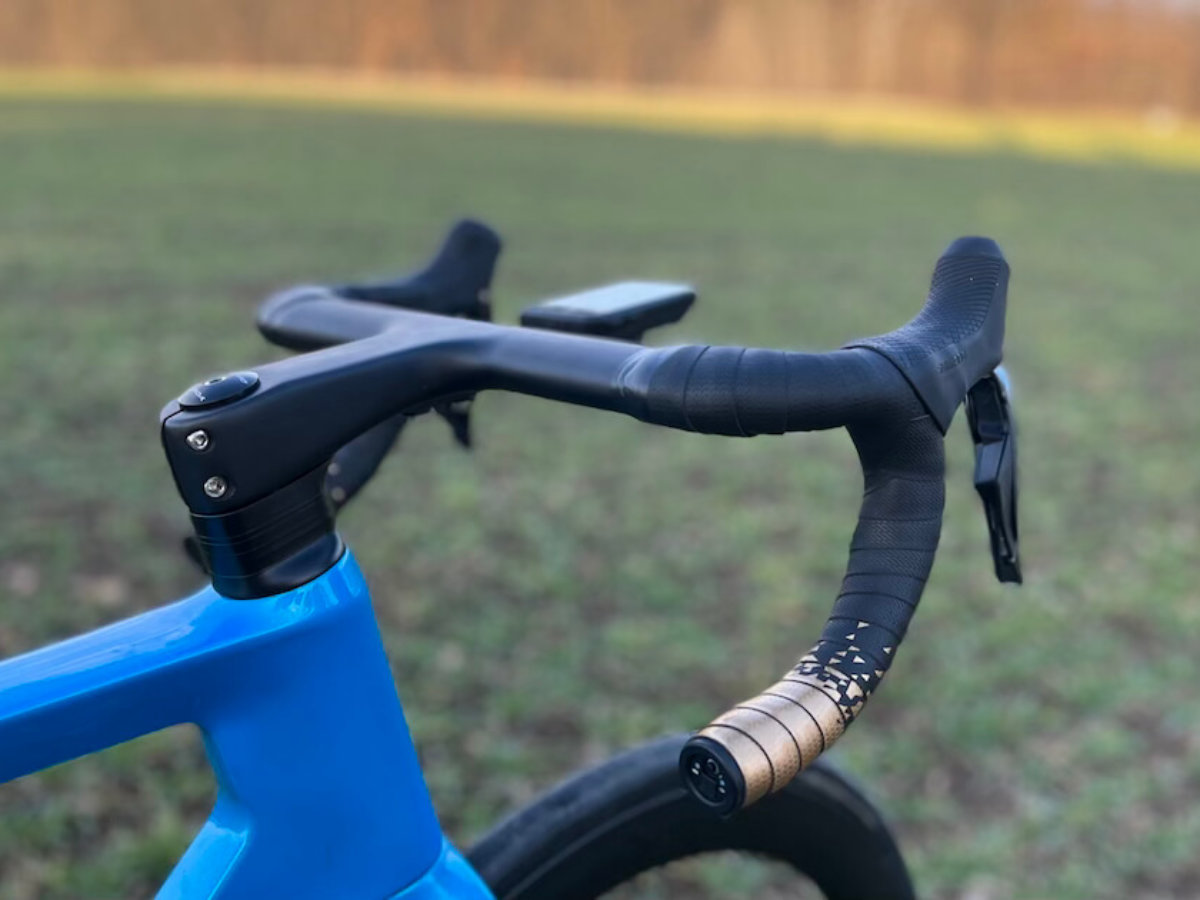 Chinese Carbon Road Bike Handlebar 