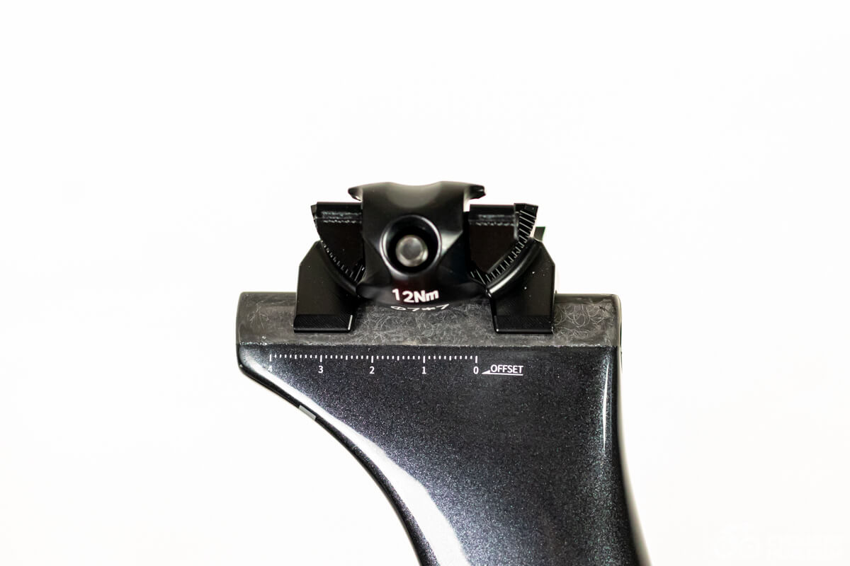 YOELEO R12 2022 seatpost detail.