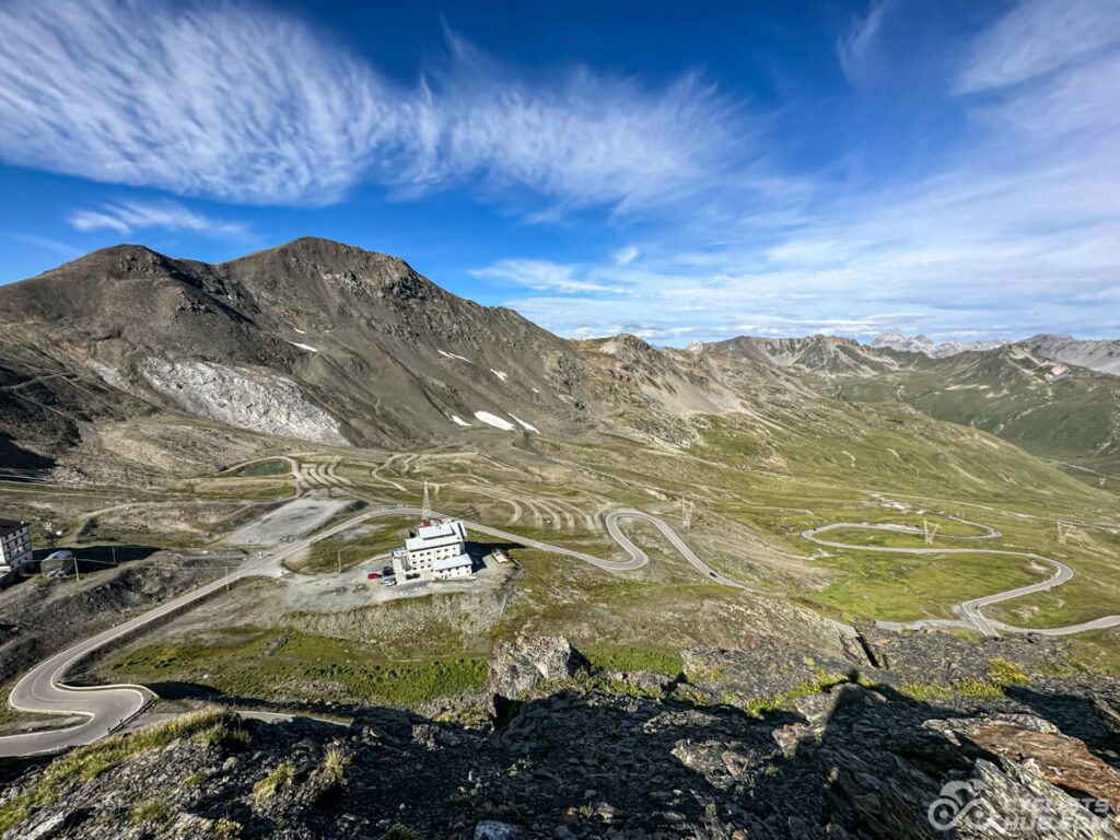 View from the Passo dello Stelvio (close to the Piz da las Trais Linguas).