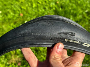 5 Pros and 7 Cons of Tubeless Tires: Are They Worth It?