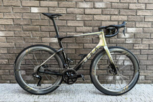SEKA Spear RDC review: Chrome Spear RDC on Shimano Dura-Ace Di2 with Farsports S wheels.