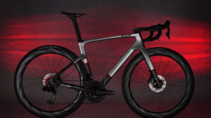 Incolor Intropy Speedster road bike.