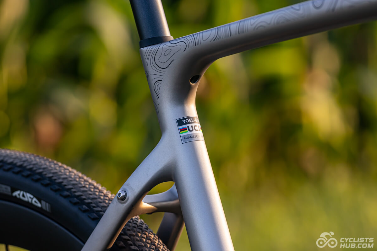 YOELEO G21 Altera UCI sticker.