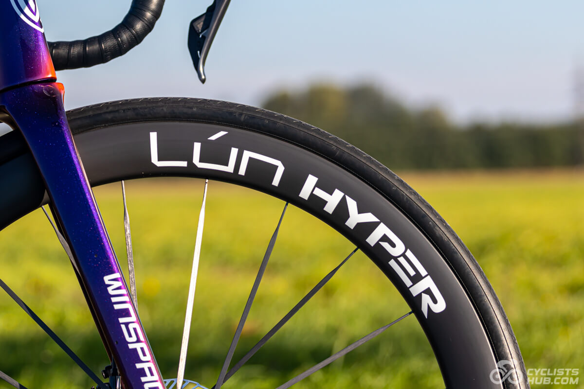 Winspace SLC5 with HYPER 5 wheels - big logo detail.