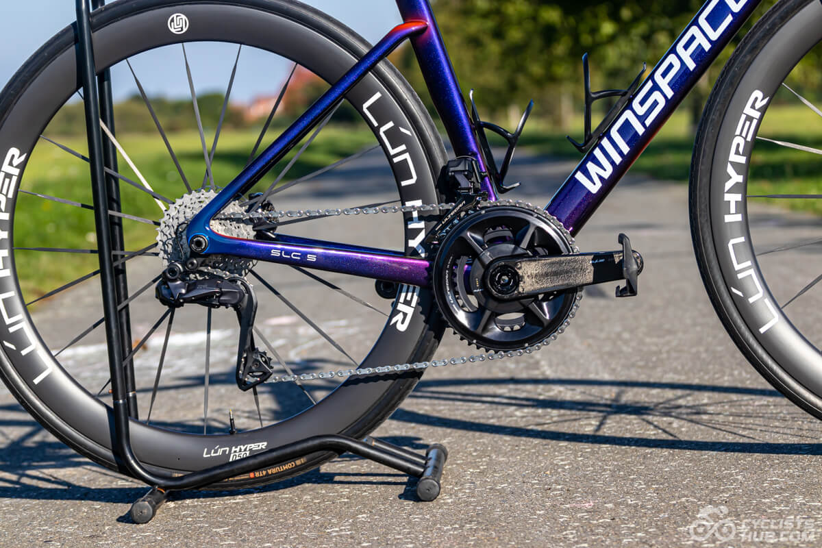 Winspace SLC5 and Shimano Ultegra Di2 drivetrain.
