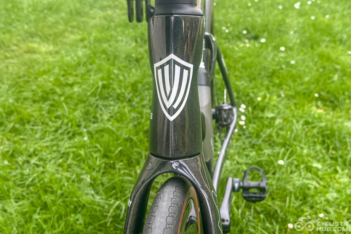 Ahyka aero bottle in Winspace T1600 (front view).