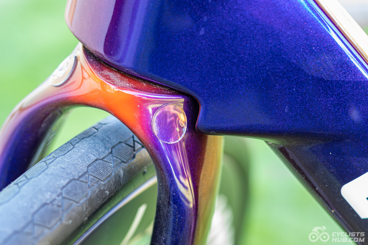 Detail of the Winspace SLC5 fork and frame demonstrating the steering limitation.