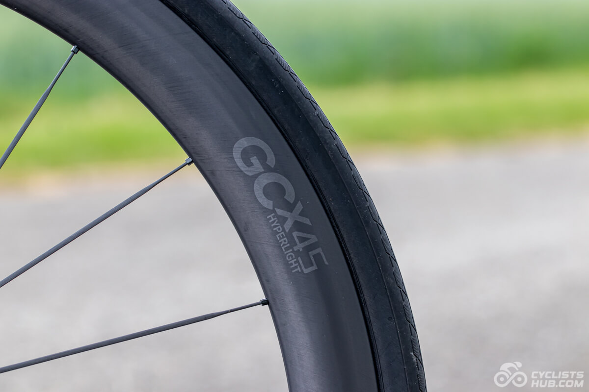 Particle GCX45 small logo detail.