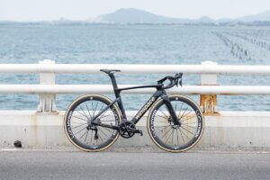Winspace T1600 Ultra launched: T1600 in front of a beach.