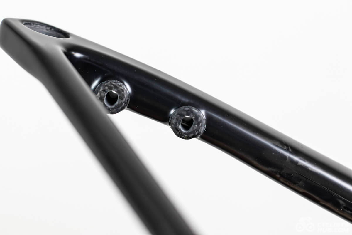 Evolve Cima brake mounts detail.